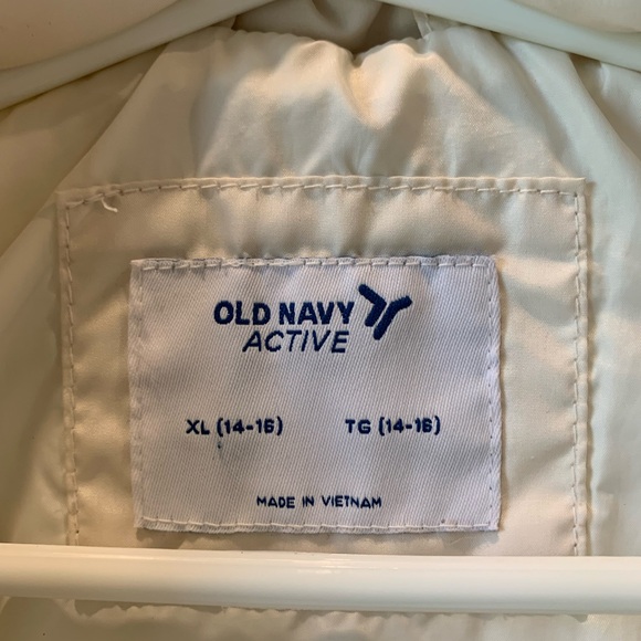 Old Navy kids vest, off white colour, size XL 14-16 - Picture 6 of 6